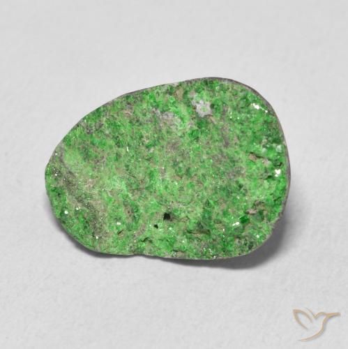 Uvarovite Grenat Drusy Vert naturelle Fantaisie, 10.99 ct, Opaque