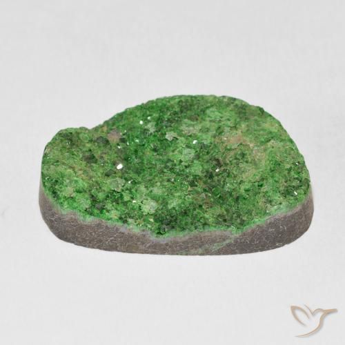 Uvarovite Grenat Drusy Vert moyen naturelle Fantaisie, 46.78 ct, Opaque
