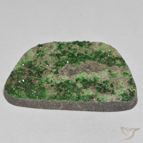Uvarovite Grenat Drusy Vert pin naturelle Fantaisie, 78.55 ct, Opaque