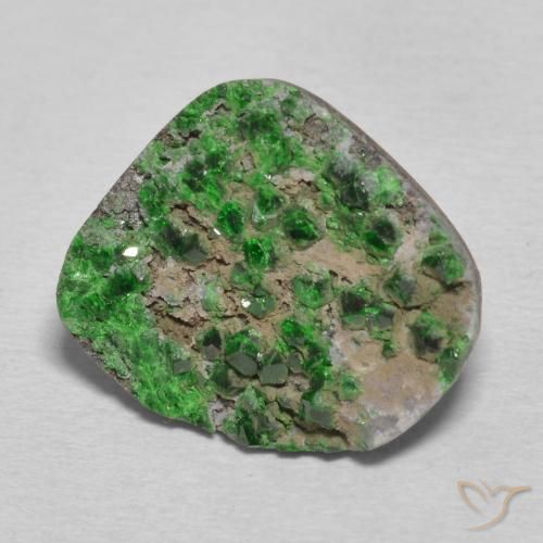 Uvarovite Grenat Drusy Vert foncé naturelle Fantaisie, 12.73 ct, Opaque