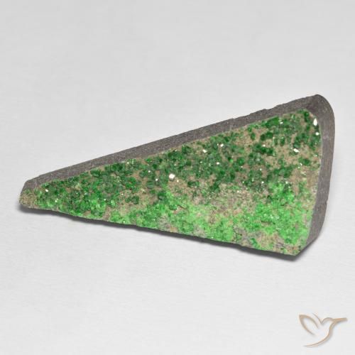 Uvarovite Grenat Drusy Vert naturelle Fantaisie, 51.09 ct, Opaque