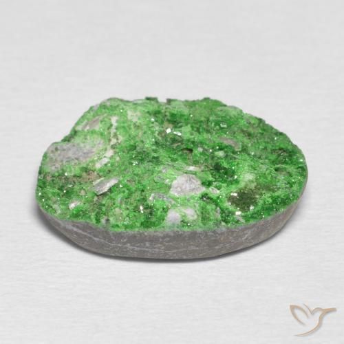 Uvarovite Grenat Drusy Vert clair naturelle Fantaisie, 11.57 ct, Opaque