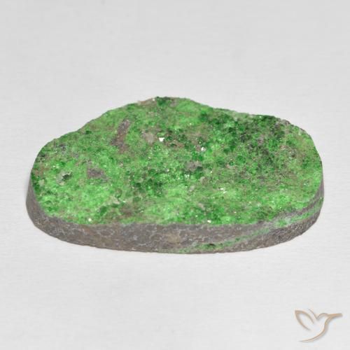 Uvarovite Grenat Drusy Vert moyen naturelle Fantaisie, 48.09 ct, Opaque
