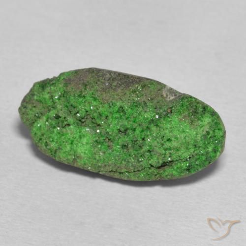 Uvarovite Grenat Drusy Vert foncé naturelle ovale, 13.25 ct, Opaque