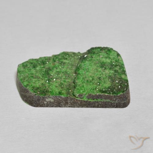 Uvarovite Grenat Drusy Vert pin naturelle Fantaisie, 37.20 ct, Opaque