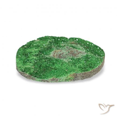 Uvarovite Grenat Drusy Deep Earthy Green naturelle ovale, 5.69 ct, Opaque