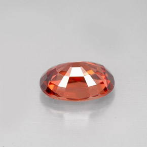 Zircon orange naturelle coupe ovale, 3,05 ct, VVS-VS