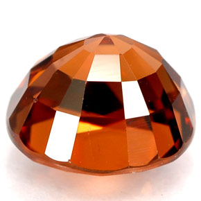 Zircon orange naturelle coupe ovale, 4,64 ct, VVS