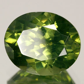 Zircon vert naturelle coupe ovale, 3,64 ct, VS