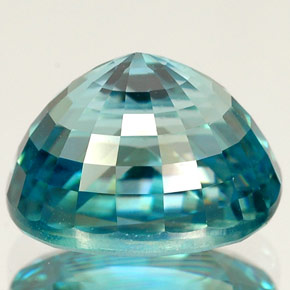 Zircon bleue naturelle coupe ovale, 5,80 ct, VVS-VS