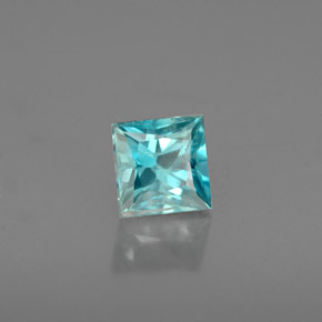 Zircon bleue naturelle carré, 0,65 ct, VS