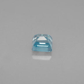 Zircon bleue naturelle carré, 0,76 ct, VVS-VS