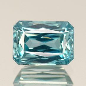 Zircon bleue naturelle taille émeraude, 1,57 ct, VVS