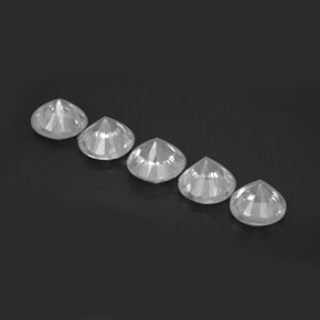 Achetez naturel ct blanc zircon gems, coupe roude, en provenance cambodge chez gemselect. en stock, livraison internationale!
