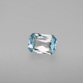 Zircon bleue naturelle taille émeraude, 1,38 ct, VVS-VS