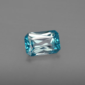 Zircon bleue naturelle taille émeraude, 1,35 ct, VVS-VS