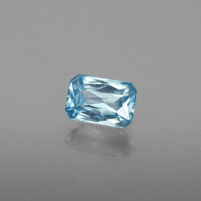 Zircon bleu naturelle taille émeraude, 0,94 ct, SI