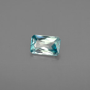 Zircon bleue naturelle taille émeraude, 0,76 ct, VVS-VS