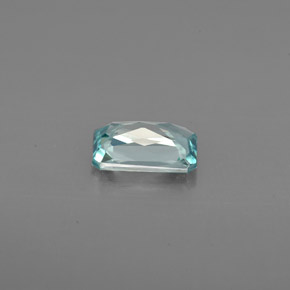 Zircon bleue naturelle taille émeraude, 0,76 ct, VVS-VS