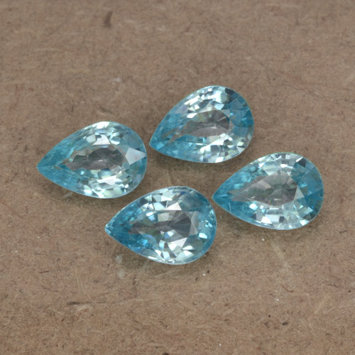 Achetez naturel 3.68ct Bleu Zircon gems, En forme de poire, En provenance Cambodge chez GemSelect. En stock, livraison internationale!