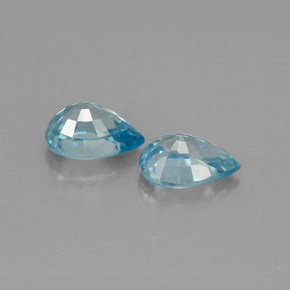 Achetez naturel ct bleue zircon gems, en forme de poire, en provenance cambodge chez gemselect. en stock, livraison internationale!