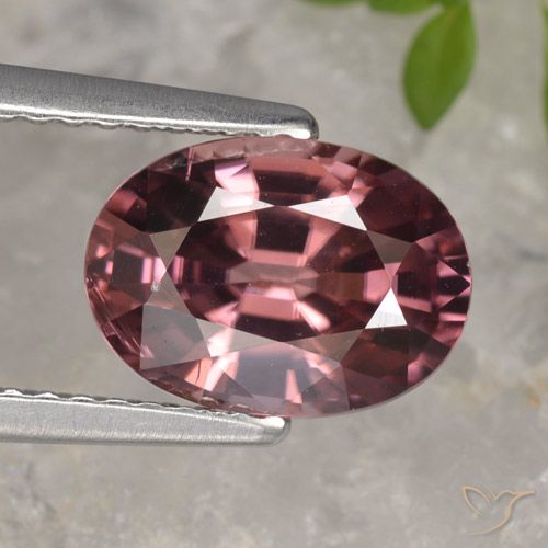 2.96ct Naturel Rouge foncé Zircon, ovale, VVS-VS