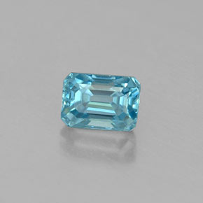 Zircon bleue naturelle taille émeraude, 0,67 ct, VS