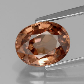 Zircon orange naturelle coupe ovale, 3,17 ct, VVS