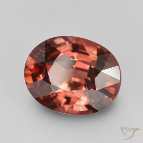 Zircon Rouge moyen-foncé naturelle Coupe ovale, 3.06 ct, VS