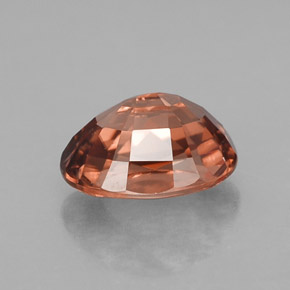 Zircon orange naturelle coupe ovale, 3,30 ct, VVS