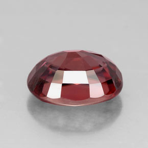 Zircon Rouge Rosâtre naturelle Coupe ovale, 3.29 ct, VVS-VS