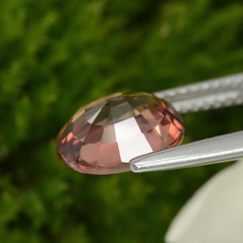 Zircon rose naturelle coupe ovale, 3,07 ct, VVS