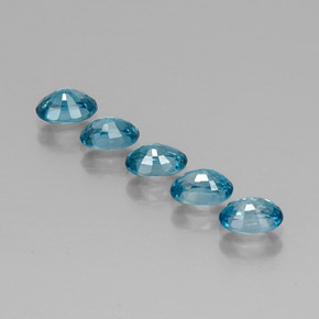 Achetez naturel ct bleue zircon gems, coupe ovale, en provenance cambodge chez gemselect. en stock, livraison internationale!
