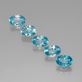 Achetez naturel 3.69ct Bleu Zircon gems, Coupe ovale, En provenance Cambodge chez GemSelect. En stock, livraison internationale!