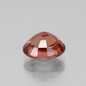 Zircon orange naturelle coupe ovale, 3,34 ct, VVS