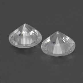 Achetez naturel ct Blanc Zircon gems, Coupe roude, En provenance Cambodge chez GemSelect. En stock, livraison internationale!