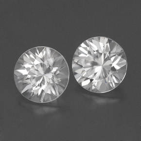 Achetez naturel ct Blanc Zircon gems, Coupe roude, En provenance Cambodge chez GemSelect. En stock, livraison internationale!