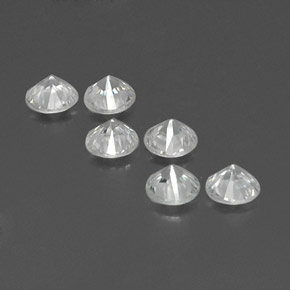 Achetez naturel ct Blanc Zircon gems, Coupe roude, En provenance Cambodge chez GemSelect. En stock, livraison internationale!