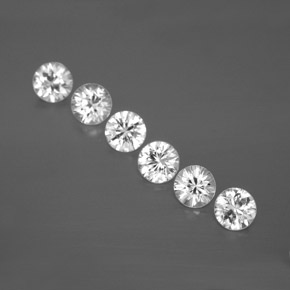 Achetez naturel ct Blanc Zircon gems, Coupe roude, En provenance Cambodge chez GemSelect. En stock, livraison internationale!
