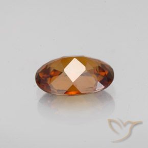 Zircon Orange rougeâtre naturelle ovale, 1.82 ct, VS
