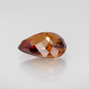 Zircon Orange moyen naturelle En forme de poire, 2.08 ct, VVS