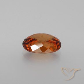 Zircon Orange foncé naturelle ovale, 1.95 ct, VVS