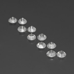 Achetez naturel ct Blanc Zircon gems, Coupe roude, En provenance Cambodge chez GemSelect. En stock, livraison internationale!