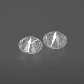 Achetez naturel 2,13ct blanc zircon gems, coupe roude, en provenance cambodge chez gemselect. en stock, livraison internationale!