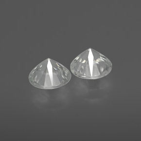 Achetez naturel ct Blanc Zircon gems, Coupe roude, En provenance Cambodge chez GemSelect. En stock, livraison internationale!