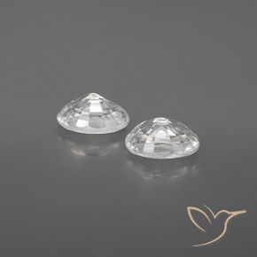 Achetez naturel 1,62ct blanc zircon gems, coupe ovale, en provenance cambodge chez gemselect. en stock, livraison internationale!