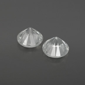 Achetez naturel 1,86ct blanc zircon gems, coupe roude, en provenance cambodge chez gemselect. en stock, livraison internationale!
