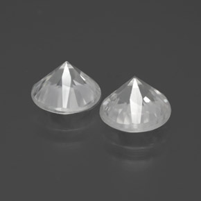 Achetez naturel ct Blanc Zircon gems, Coupe roude, En provenance Cambodge chez GemSelect. En stock, livraison internationale!
