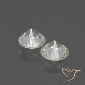 Shop natural 4.56ct Blanc chaud Zircon gems, Tour, from Cambodge at GemSelect. In stock, global shipping!