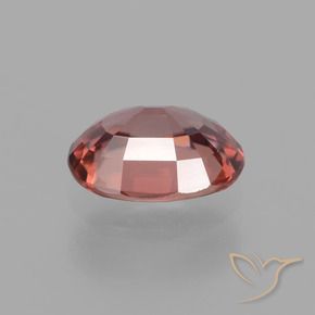 Zircon Vin rouge naturelle ovale, 2.74 ct, VS